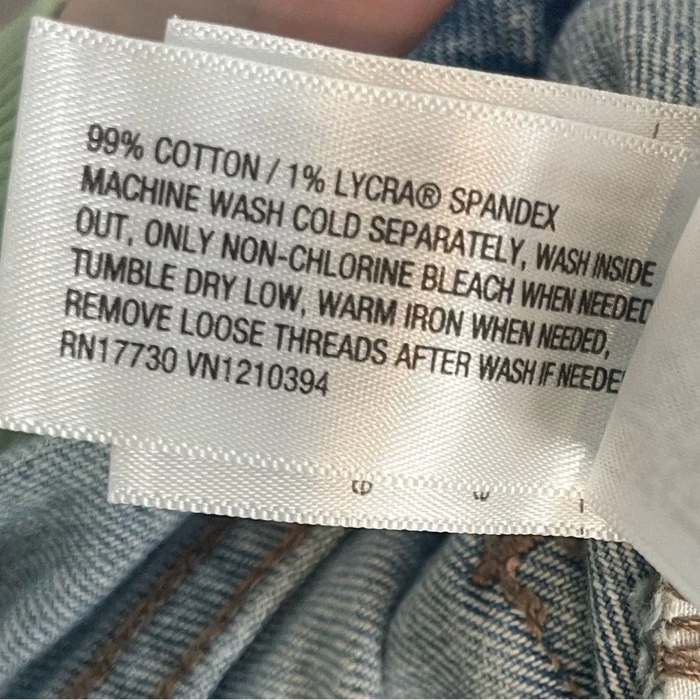 Universal Thread description add